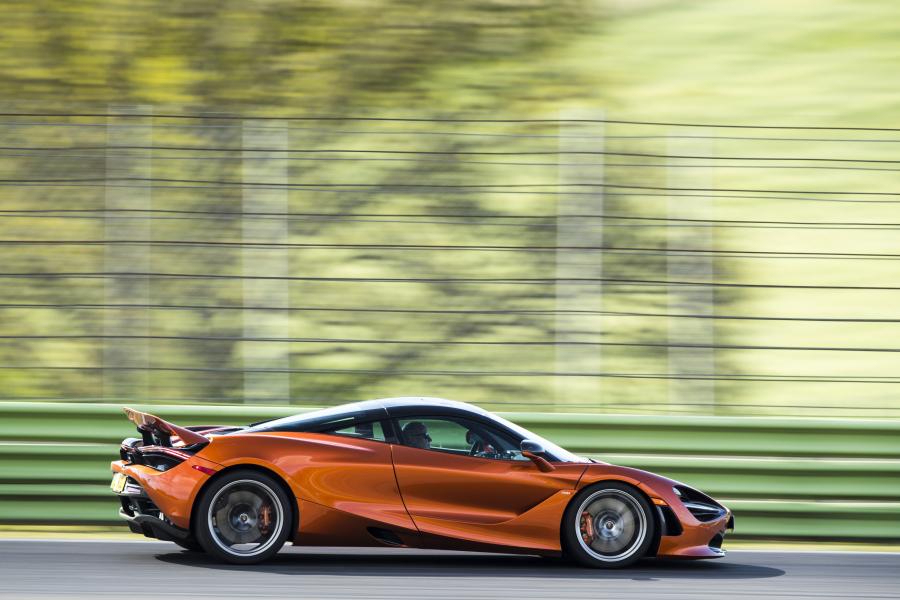  McLaren 720S Coupe 2017 года  (NA) (фото 13 из 31)